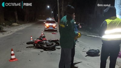 Йшов на обгін: на Рівненщині від удару в стовп загинув мотоцикліст