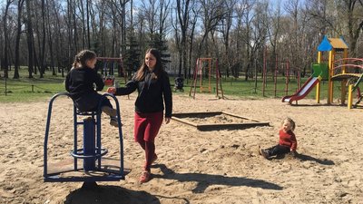 Світлана Пан з дітьми Світлана Пан з дітьми