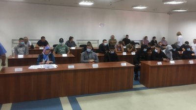 На сесії міськради на Рівненщині до зали зайшли десятки невідомих. Що відбувається На сесії міськради на Рівненщині до зали зайшли десятки невідомих. Що відбувається