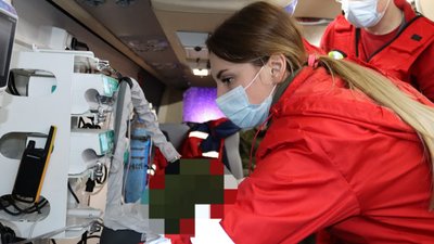 Реанімація на колесах: черкаські медики перевезли пацієнтів з "гарячих" областей Реанімація на колесах: черкаські медики перевезли пацієнтів з "гарячих" областей