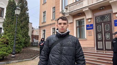 Військовослужбовець Василь з позивним "Ваха" Військовослужбовець Василь з позивним "Ваха"