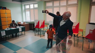 У Польщі стартували президентські вибори У Польщі стартували президентські вибори