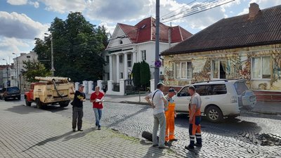 На Богдана Хмельницького в Луцьку утворилося провалля