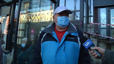 "Червона" зона – у Житомирі вступили в дію обмеження на проїзд у громадському транспорті "Червона" зона – у Житомирі вступили в дію обмеження на проїзд у громадському транспорті