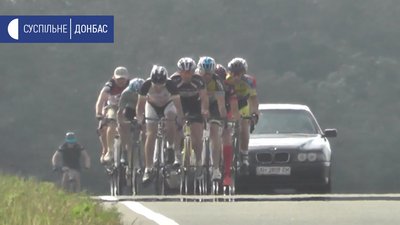 На Донеччині стартувала велгонка "Маріупольська сотка"