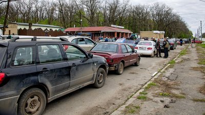 З Руської Лозової на Харківщині евакуювали понад 600 людей — розвідка З Руської Лозової на Харківщині евакуювали понад 600 людей — розвідка
