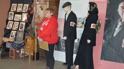 Уклали меморандум: як співпрацюють в умовах війни Охтирський краєзнавчий музей і Червоний Хрест Уклали меморандум: як співпрацюють в умовах війни Охтирський краєзнавчий музей і Червоний Хрест