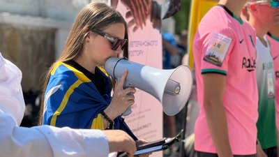 Олена на забігу-нагадуванні про полонених та зниклих безвісти