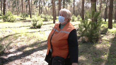 У Кропивницькому обробляють парки й сквери від кліщів У Кропивницькому обробляють парки й сквери від кліщів