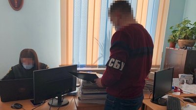 СБУ викрила керівництво "Житомиртеплокомуненерго" на розтраті мільйонів бюджетних коштів СБУ викрила керівництво "Житомиртеплокомуненерго" на розтраті мільйонів бюджетних коштів