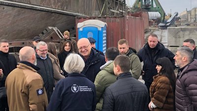 Одещину відвідали представники країн, які фінансують програму Grain from Ukraine, аби перевірити її роботу Одещину відвідали представники країн, які фінансують програму Grain from Ukraine, аби перевірити її роботу
