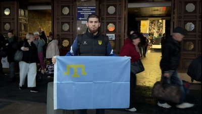 На вокзалі Києва зустріли призера з греко-римської боротьби із ЧС-2025 U23 Мірзоєва