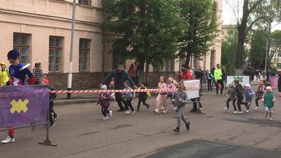 "Біжу за життя" – спортивний захід із благодійною метою пройшов у Житомирі "Біжу за життя" – спортивний захід із благодійною метою пройшов у Житомирі