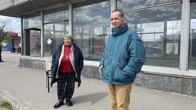 "Живіт уламком розпороло": жителька Кутузівки втратила сина в окупованому селі "Живіт уламком розпороло": жителька Кутузівки втратила сина в окупованому селі