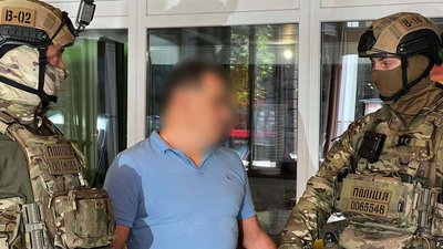 Чоловіка, якого підозрюють в організації фіктивного шлюбу для іноземця, судитимуть