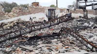 Пів року після російських обстрілів — як живе колишнє прифронтове село на Миколаївщині Пів року після російських обстрілів — як живе колишнє прифронтове село на Миколаївщині