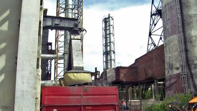 Два мікрорайони Луцька без гарячої води: комунальники лагодять котельню Два мікрорайони Луцька без гарячої води: комунальники лагодять котельню