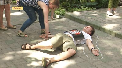 У Дніпрі провели акцію на підтримку одеського активіста Сергія Стерненка
