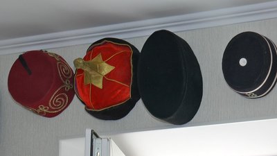 Капелюхи із десятка країн має у своїй колекції полтавець Павло Москалюк Капелюхи із десятка країн має у своїй колекції полтавець Павло Москалюк