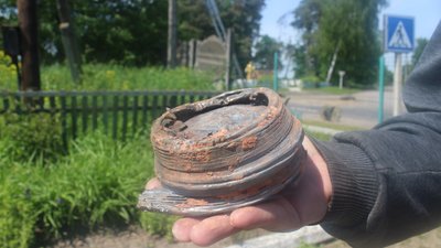 Удари з артилерії та пуски ракет: вночі російські військові обстріляли Сумщину
