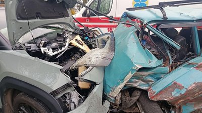 смертельна ДТП Криворіжжя, зіткнулися 4 авто, двоє загиблих, серед поранених діти