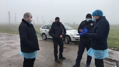 На Херсонщині власник свиноферми майже рік не допускає інспекторів для перевірки