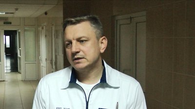 Один донор, у якого взяли печінку та дві нирки, дав нове життя трьом людям, каже Олексій Підмурняк. Один донор, у якого взяли печінку та дві нирки, дав нове життя трьом людям, каже Олексій Підмурняк.