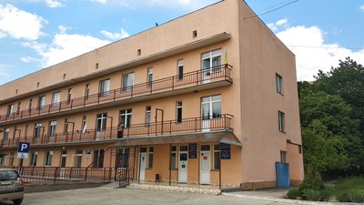 Кількість лікарень для хворих на COVID-19 на Закарпатті зменшили