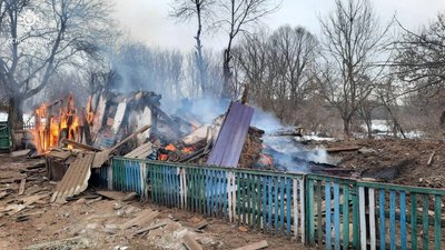 В Новослобідській громаді на Сумщині загинуло п'ятеро людей через обстріл РФ В Новослобідській громаді на Сумщині загинуло п'ятеро людей через обстріл РФ