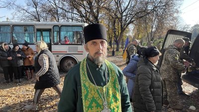 У Прилуках попрощалися зі старшим солдатом Сергієм Євтушенком, який загинув на Донеччині У Прилуках попрощалися зі старшим солдатом Сергієм Євтушенком, який загинув на Донеччині