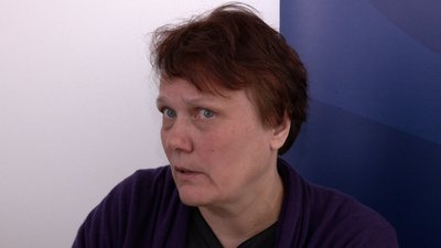 "Голими руками дістала з грудей кулю": жителі окупованого Льгову врятували жінку "Голими руками дістала з грудей кулю": жителі окупованого Льгову врятували жінку