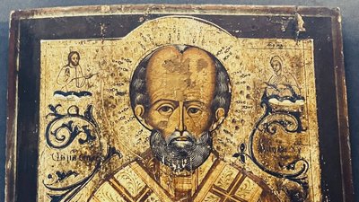 Ікону Святого Миколая з розбомбленого Селидового передали військові в історичний музей на волині