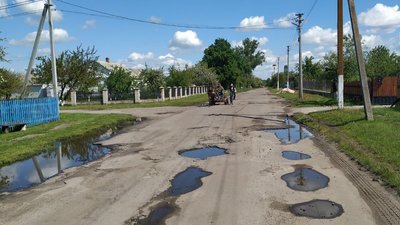 На ремонт "найгіршої дороги" Волині оголосили тендер На ремонт "найгіршої дороги" Волині оголосили тендер