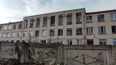 Ракета РФ влучила у приватний сектор у Харкові: є поранений Ракета РФ влучила у приватний сектор у Харкові: є поранений