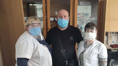 Волонтери з канадської діаспори допомагають прикарпатським медикам Волонтери з канадської діаспори допомагають прикарпатським медикам