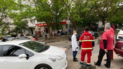 У спальному районі Одеси мопедист потрапив під вантажівку і загинув У спальному районі Одеси мопедист потрапив під вантажівку і загинув
