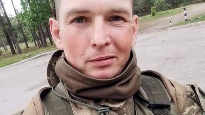 "Він рвався на передову": у Лозовій на Харківщині попрощалися з бійцем