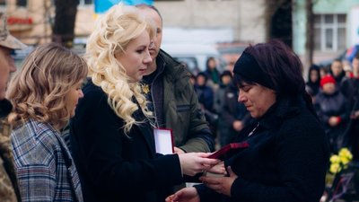 Вручили державні нагороди рідним полеглих бійців