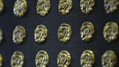 Викрадене скіфське золото допомогли знайти окупантам колаборанти Мелітополя Викрадене скіфське золото допомогли знайти окупантам колаборанти Мелітополя