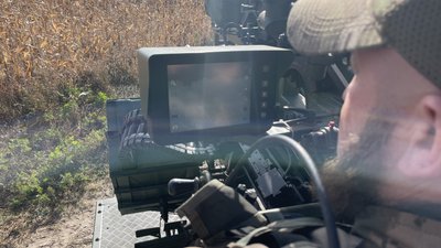 Постійно в режимі очікування: як працюють мисливці на безпілотники на Сумщині Постійно в режимі очікування: як працюють мисливці на безпілотники на Сумщині