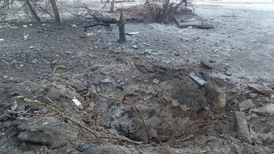 Вирва від влучання російського безпілотника у Золочеві, 5 березня 2026 року Вирва від влучання російського безпілотника у Золочеві, 5 березня 2026 року