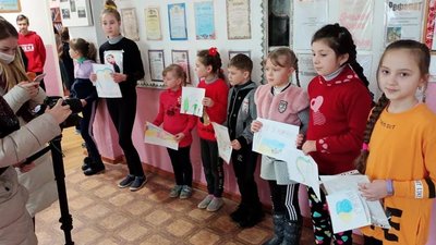 Тернопільські волонтери зібрали військовим близько трьох тонн допомоги Тернопільські волонтери зібрали військовим близько трьох тонн допомоги