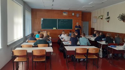 Вчителька з Волині заохочує до вивчення математики через соцмережі Вчителька з Волині заохочує до вивчення математики через соцмережі