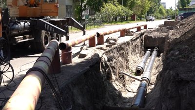У Черкасах замінюють зношену теплову мережу