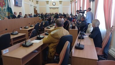 Розпуск виконкому: у Полтаві скликають засідання сесії, яке ініціювали депутати