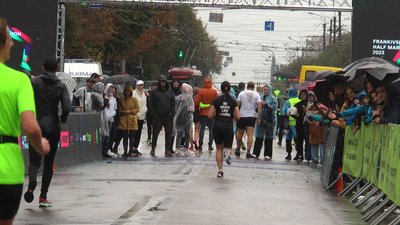 Зібрали майже 1,5 млн грн. В Івано-Франківську відбувся забіг "Frankivsk Half Marathon 2023" Зібрали майже 1,5 млн грн. В Івано-Франківську відбувся забіг "Frankivsk Half Marathon 2023"