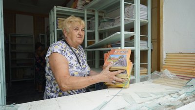 Російські окупанти знищили у Чугуєві школу з автономним опаленням Російські окупанти знищили у Чугуєві школу з автономним опаленням