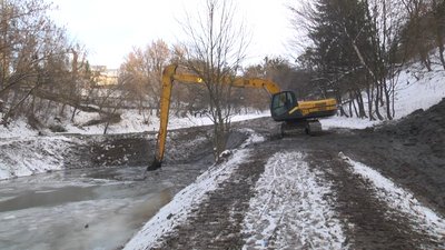 У Львові завершують очищувати міські озера