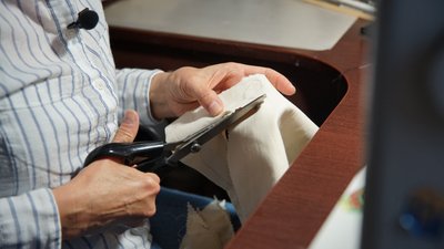 Здійснила мрію дитинства: ужгородка Марина Федчик після виходу на пенсію почала виготовляти ляльки