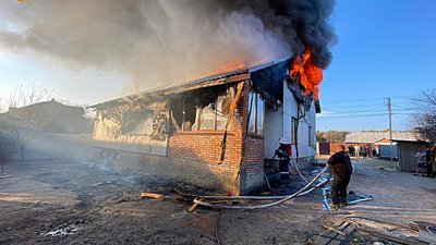 На Львівщині через пожежу у будинку двоє людей отримали опіки На Львівщині через пожежу у будинку двоє людей отримали опіки